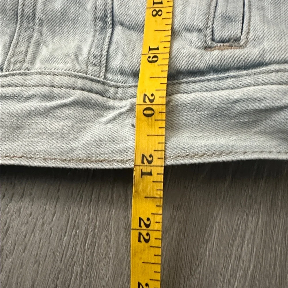 American Eagle Outfitters Light Wash Denim Jacket size medium - Picture 5 of 7